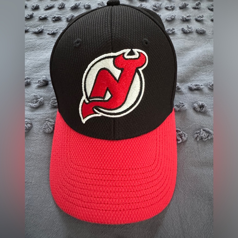 NHL Men’s Devils hat 🧢